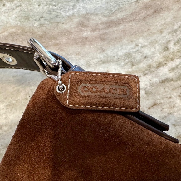 Vintage Y2K Coach Suede Crossbody / Messenger / Chocolate Brown - Picture 5 of 10